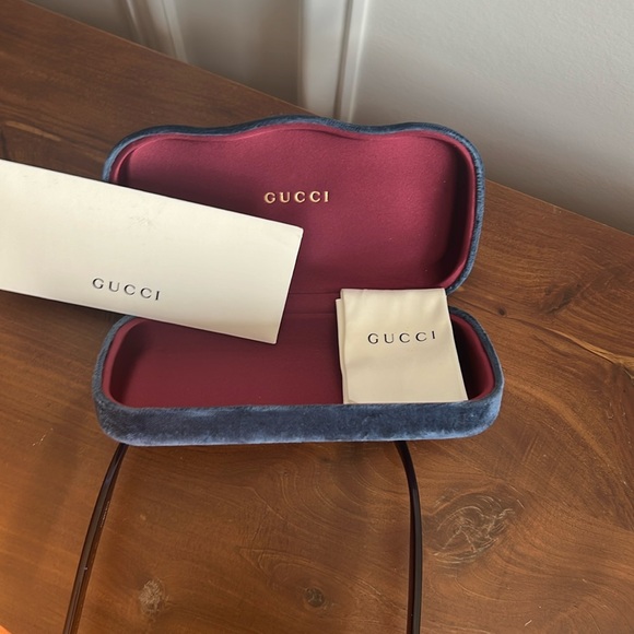 Gucci sunglasses, never worn- purchased 3 months ago and cannot return. - Picture 1 of 4